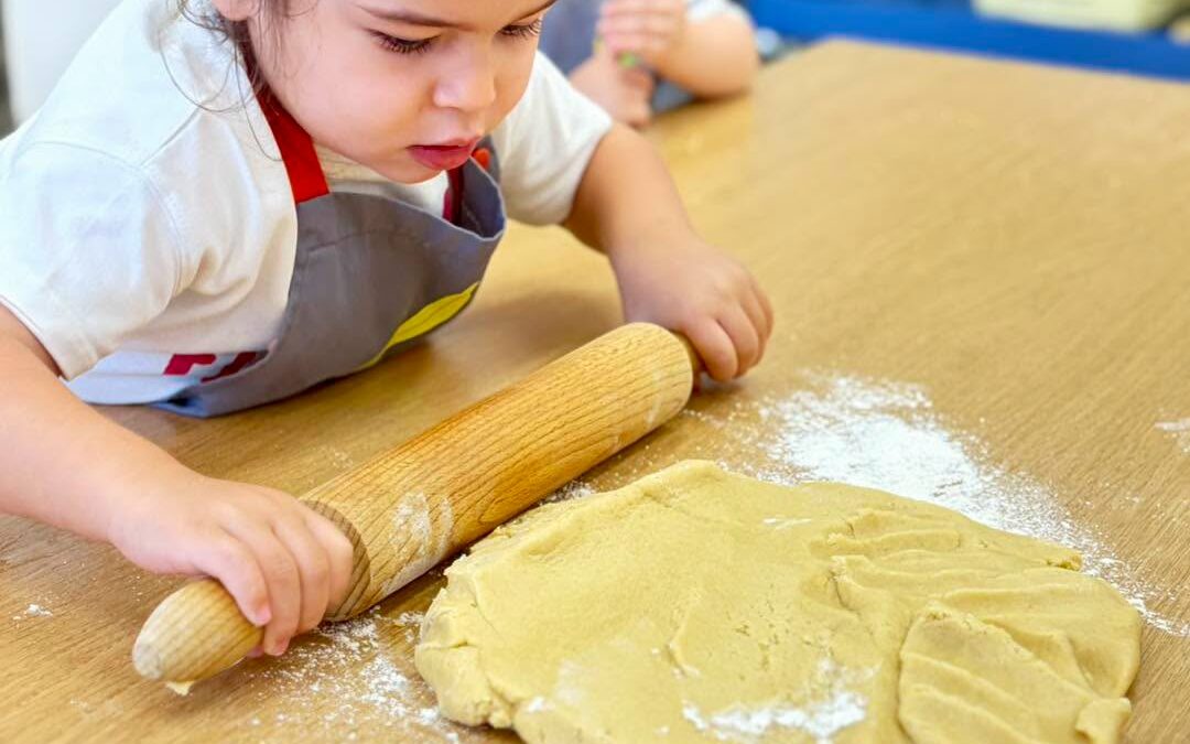 Les petits chefs aux fourneaux à la Crèche Municipale